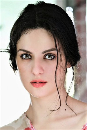 Cover image for Elena Kazan