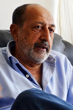 Cover image for Tinnu Anand