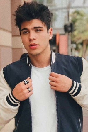 Cover image for Sebastian Villalobos