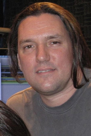 Cover image for Bruce Howell