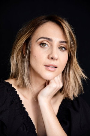 Cover image for Simoné Pretorius